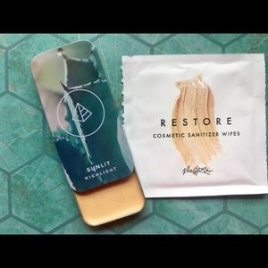 Maskcara Beauty Sunlit highlight